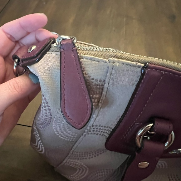 Coach Outlet Purple and Cream Satchel with Elegant Design - Picture 6 of 9